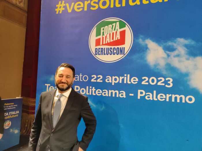 Palermo – Cancelleri aderisce a Fi, ‘ho sbagliato, è famiglia di valori’