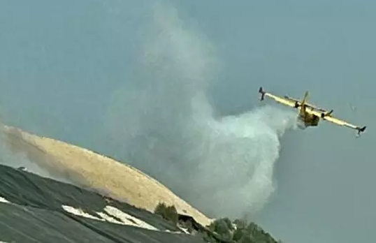 Sicilia – Notte di fuoco nel Catanese Chiesto l’intervento dei Canadair