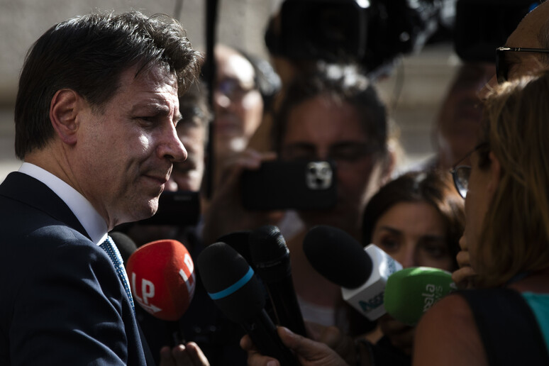 Sicilia- Giuseppe Conte attacca Fdi, smantella presidi anti-mafia e anticorruzione