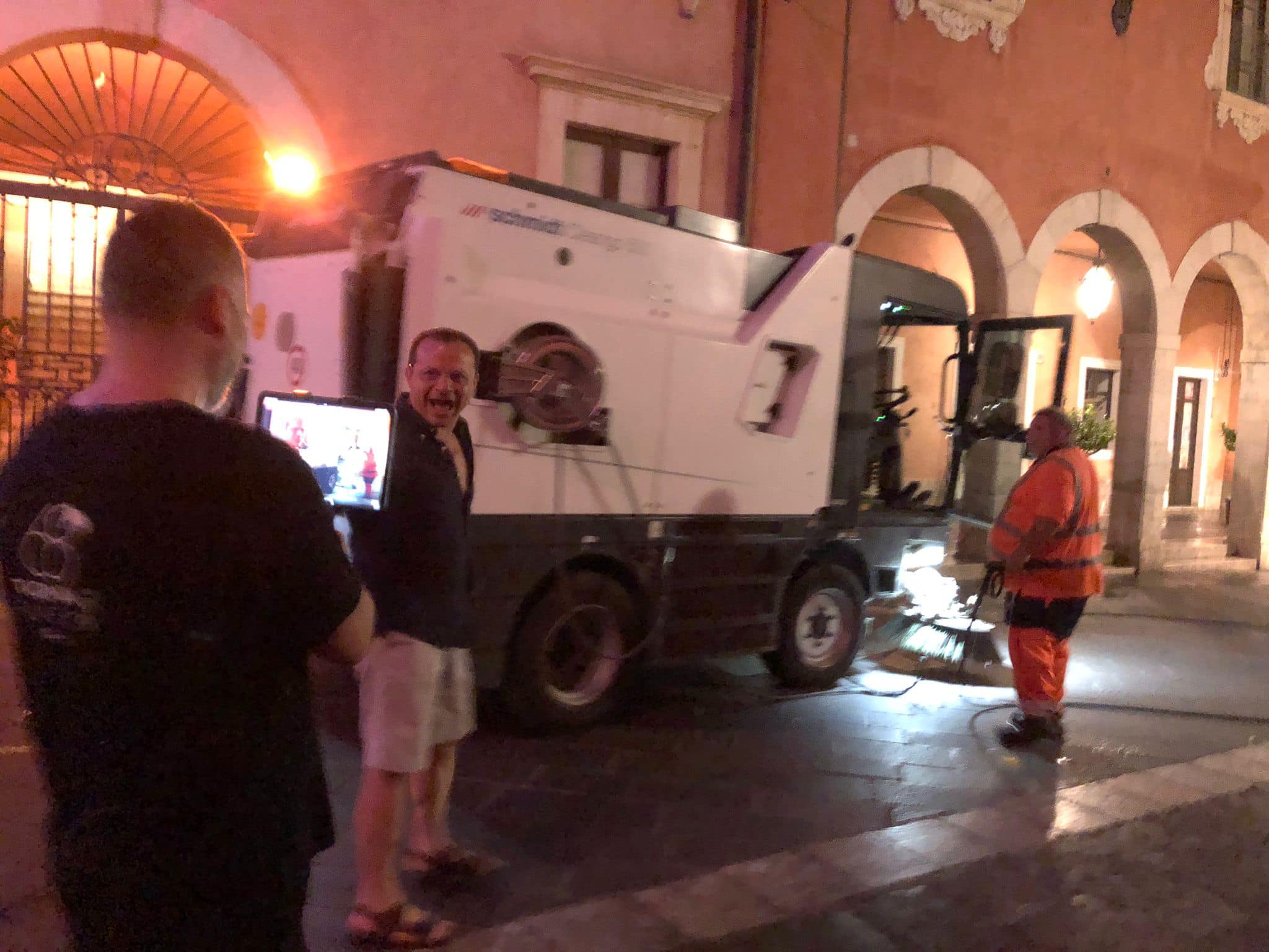 Rifiuti Taormina  –  Blitz notturno di De Luca:  “Accertata la truffa sui rifiuti ai danni del Comune”