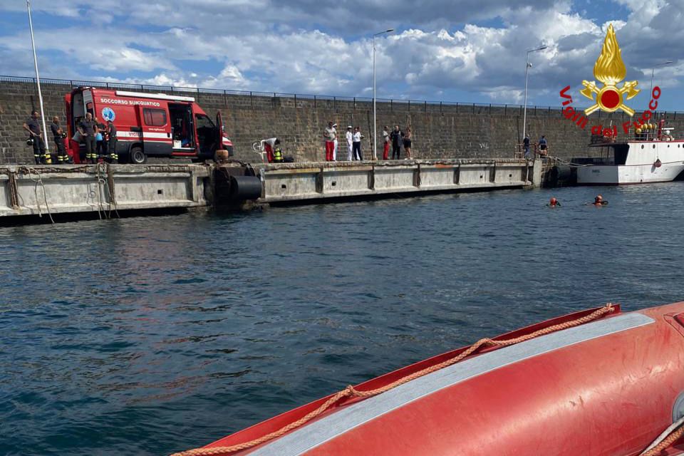 Catania  –  Uomo disperso in mare a Riposto: in corso le ricerche