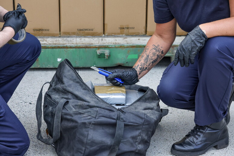 Su una barca a vela 700 kg di cocaina dal Sudamerica: 4 arresti, due italiani, un croato e un serbo