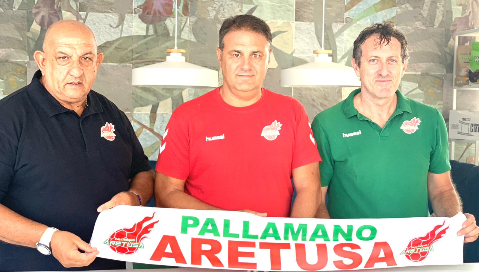 Siracusa – Gianni Attanasio è il nuovo allenatore della squadra femminile della Pallamano Aretusa
