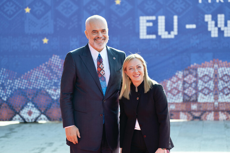 Giorgia Meloni: ‘Difendo l’immagine italiana e l’opposizione polemizza’