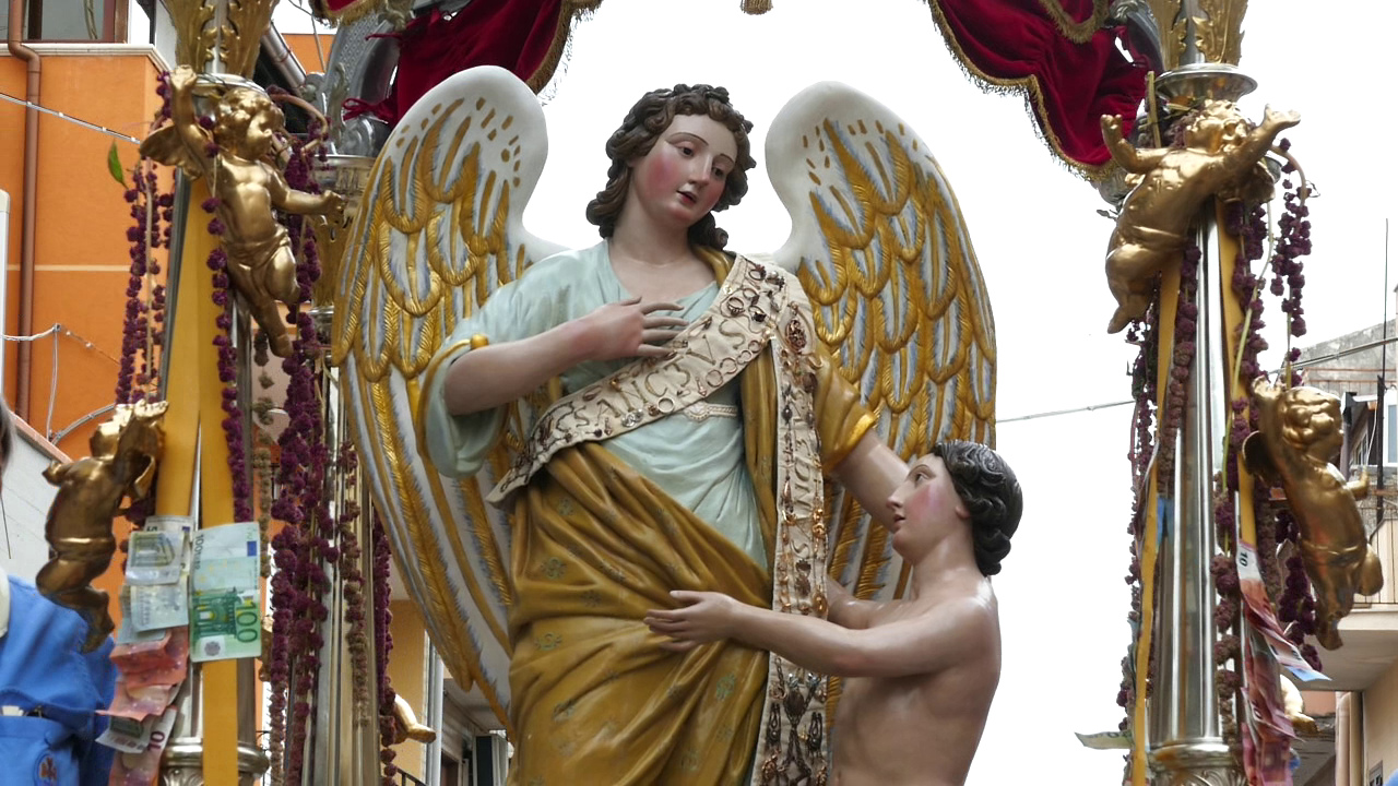Festa Angelo Custode, Cristiano Malgioglio Show questa sera in piazza dell’Autonomia Comunale