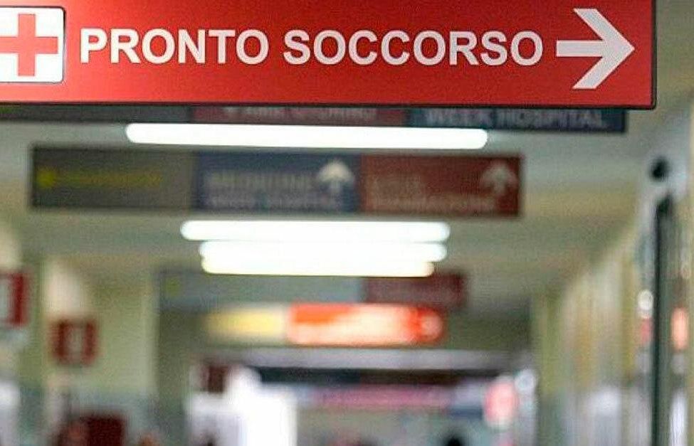 Lentini- Sorpreso al pronto soccorso armato di coltello: denunciato 51enne