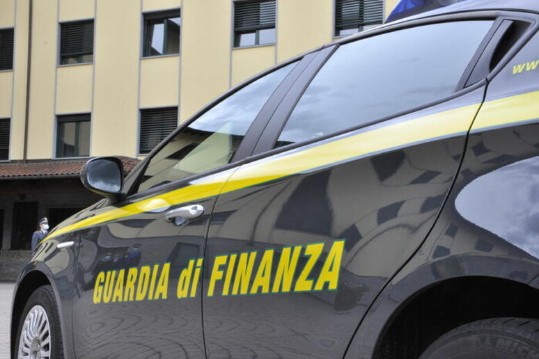 Frode sul gasolio agricolo: quindici indagati e sequestro di beni