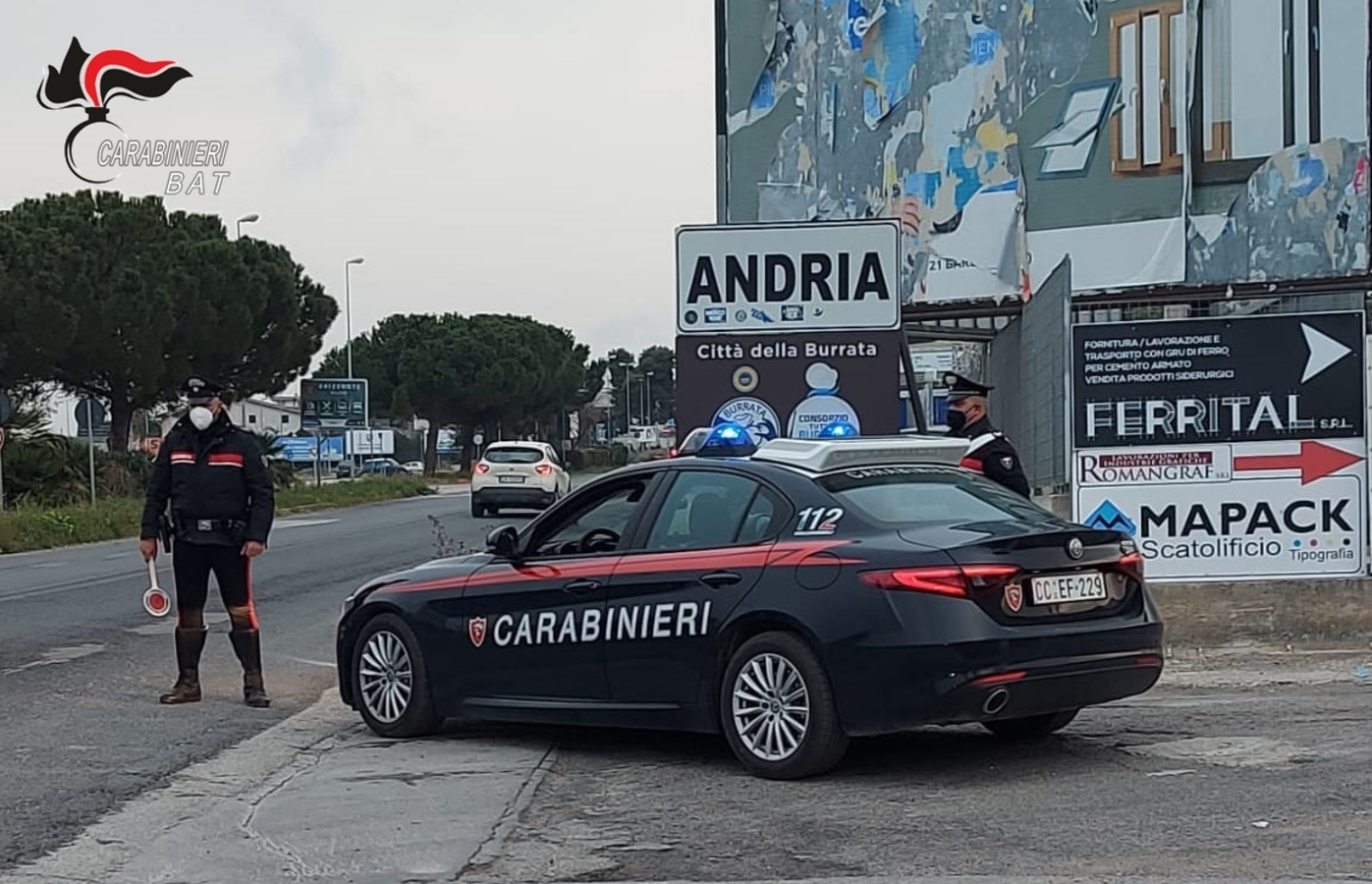 Andria – Costringono bimbo di 9 anni a spacciare droga, arrestati la madre e il compagno