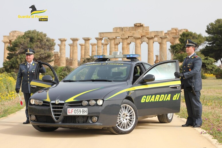 Tributi non pagati, 4 consiglieri indagati a Castelvetrano