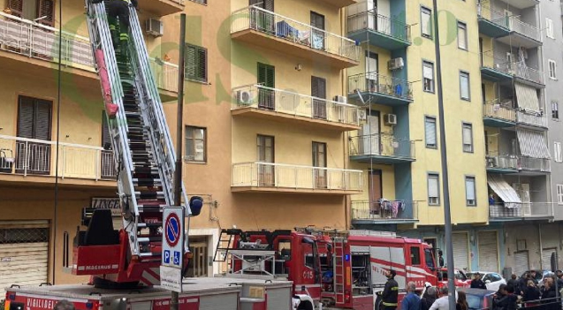 Agrigento – Divano a fuoco, scoppia l’incendio in casa: salvati tre anziani