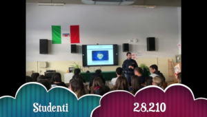 Un anno tra gli studenti l'impegno della polizia per la sicurezza on-line - video