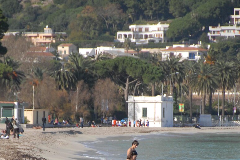 Sicilia, caldo record e scirocco a gennaio