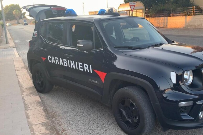 Ragusa -Tenta di rapire un neonato in braccio alla mamma, arrestato 22enne