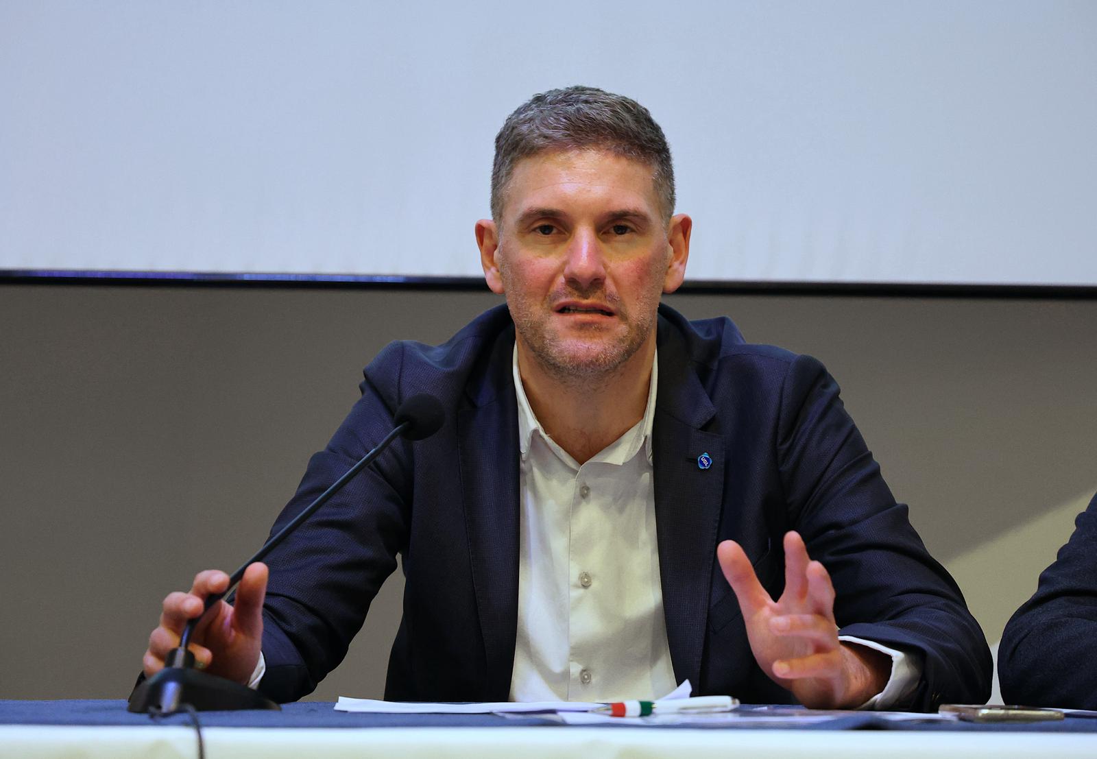 Sanità, Giuliano (UGL): “Basta aggressioni, gli operatori sono patrimonio del SSN e vanno protetti”