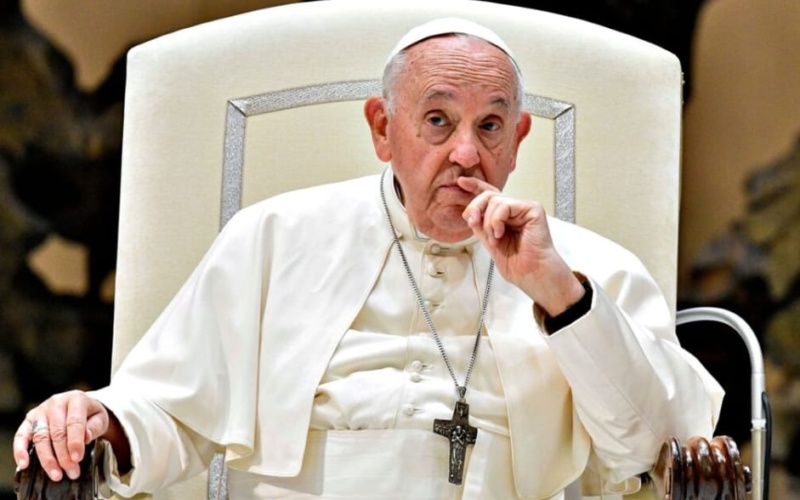 Franciscus, un papa tra conservatorismo e progressismo