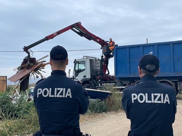 Siracusa, Contrasto al degrado urbano: Continua l’abbattimento di costruzioni abusive