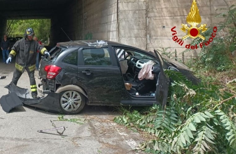 incidente stradale sull’autostrada A18 Catania-Messina: due feriti