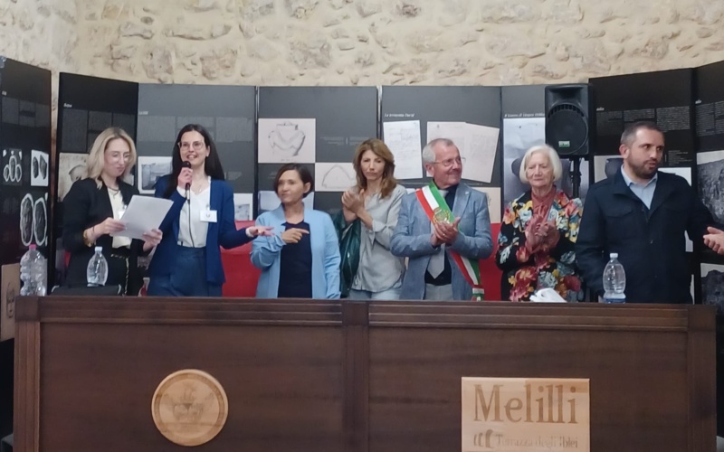 Arte e Poesia a Melilli: aperta la mostra