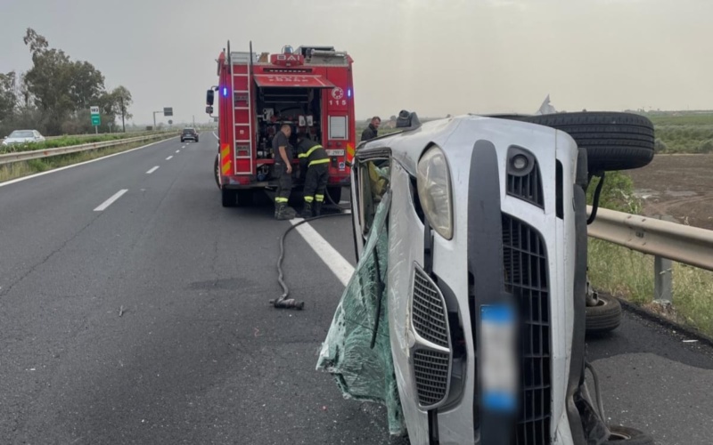 Incidente stradale autonomo sulla A19 : un ferito