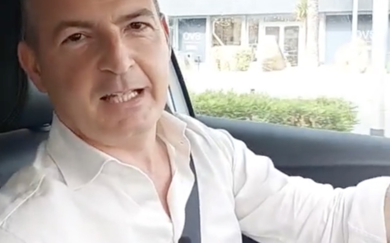 Mangiafico (Civico 4): “Parcheggi, criticità e intralci alla serenità: un giro in auto tra viale Scala Greca e via Augusta”