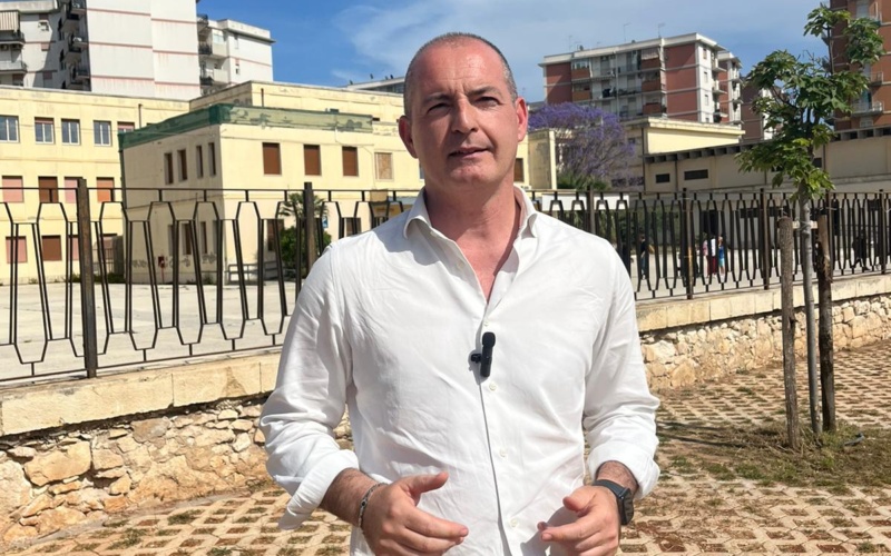 Siracusa, Mangiafico (Civico 4): “Fondi Pnrr, crashato il sito del Comune. E i fondi per le mense scolastiche che fine hanno fatto?”