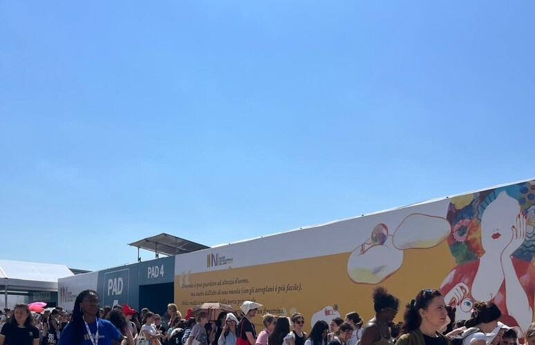 Folla e code al Salone del Libro di Torino, verso un’edizione da record