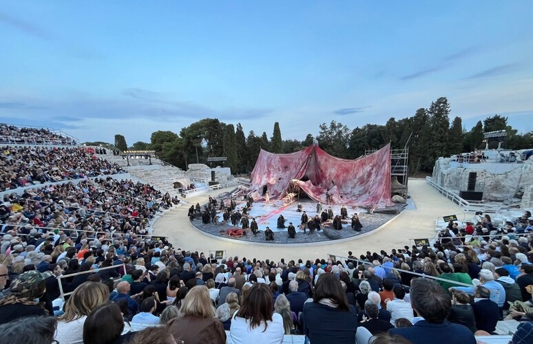 Siracusa, teatro Greco: tutto esaurito per la prima di Aiace