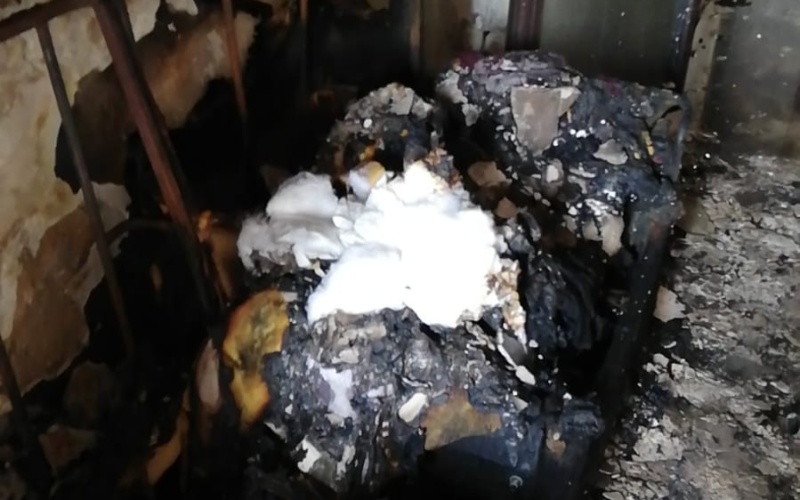 Vittoria, immigrato tenta la strage con il fuoco – foto