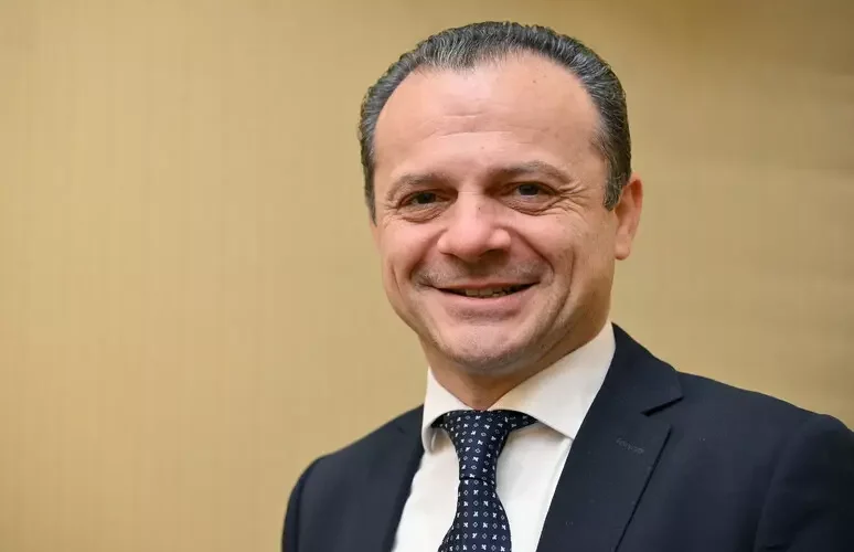 Sindaco di Taormina, multe e denunce per chi spreca acqua