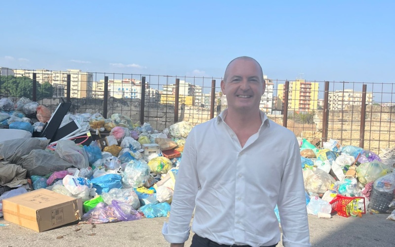 Siracusa, Mangiafico denuncia l’Amministrazione comunale per le discariche abusive in vista del G7 Agricoltura