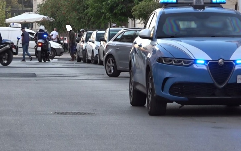 Siracusa, i poliziotti sanzionano un parcheggiatore abusivo