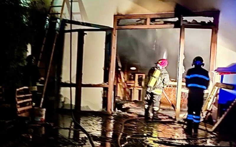Catania, incendi in falegnameria a Linguaglossa: messo in sicurezza lo scenario, nessuna persone coinvolte
