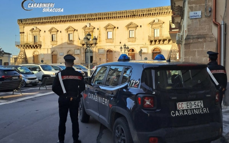 Francofonte, maltrattamenti in famiglia: arrestato 36enne