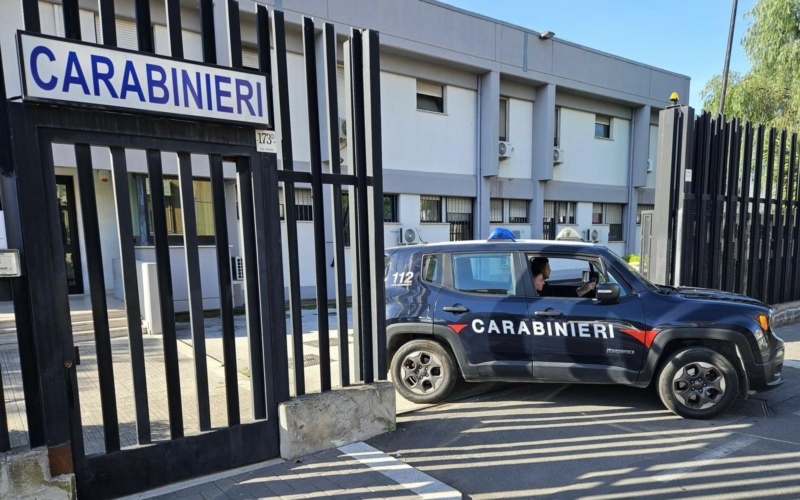 Lentinese da due anni seviziava la moglie e la teneva sequestrata in casa