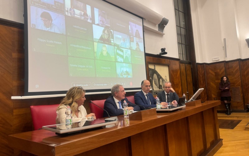 Carta: “Il ministro Urso convochi anche i sindaci al tavolo tecnico”
