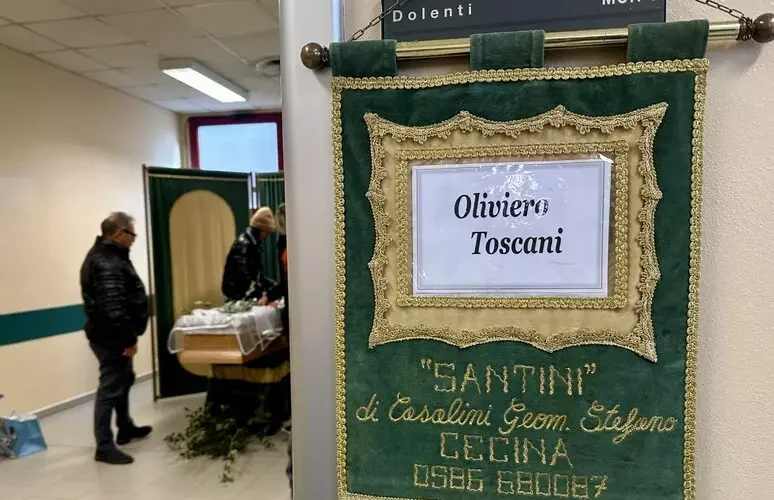 È morto Oliviero Toscani, trasformò la provocazione in arte