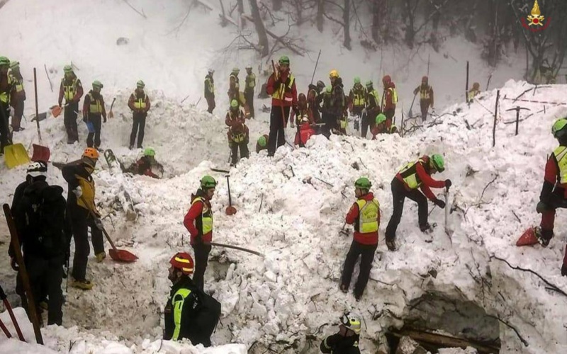 Otto anni da Rigopiano, ferita indelebile per Abruzzo