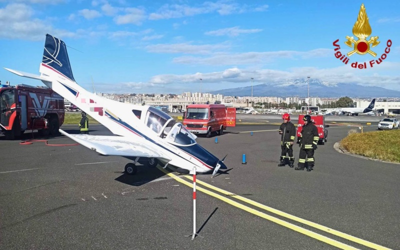 Incidente ad aereo scuola volo in pista aeroporto a Catania, nessun ferito