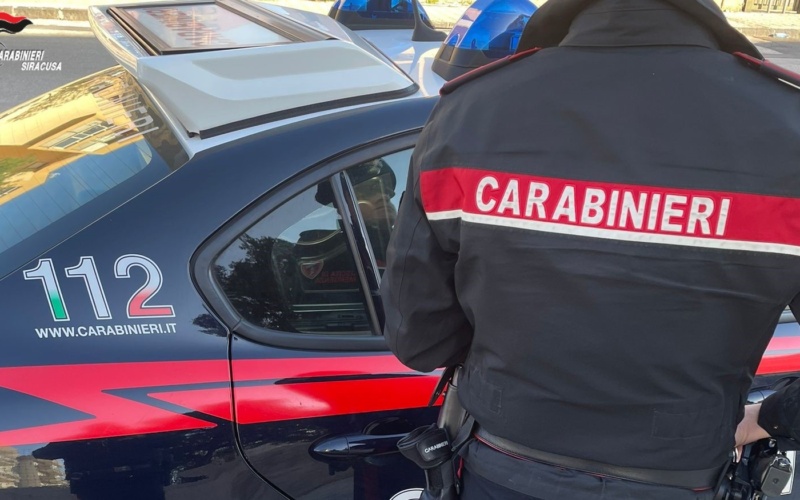 Noto, sorpresi in casa a rubare  un arresto   e tre minorenni denunciati