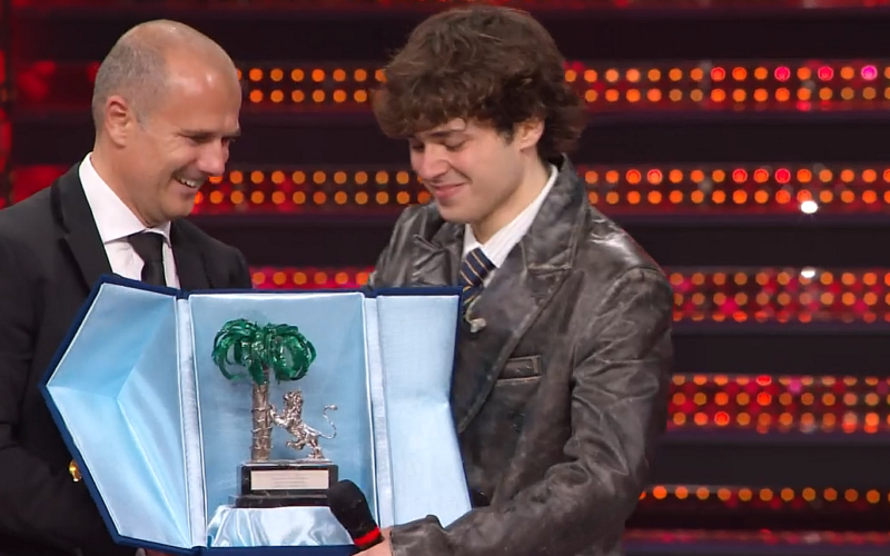 Settembre è il vincitore di Sanremo Giovani 2025: convince pubblico e critica (Foto)