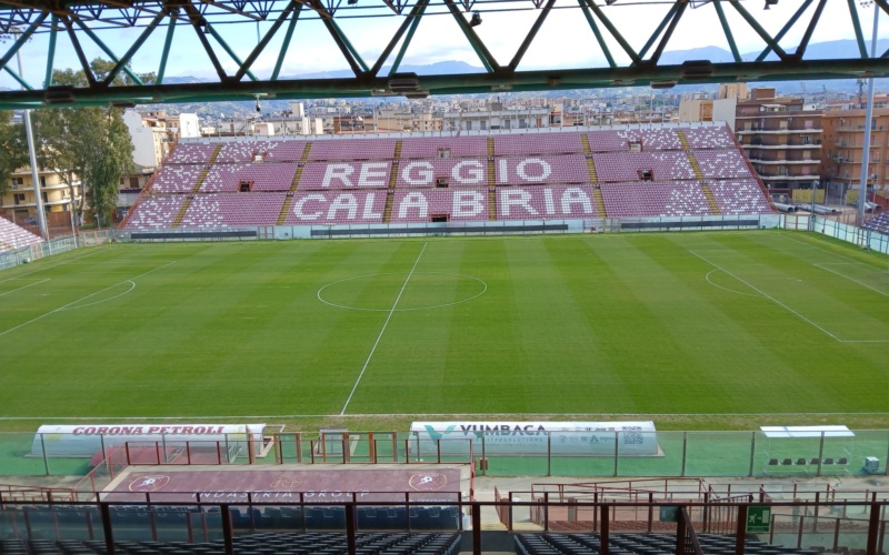 Calcio, Reggina in vantaggio sul Siracusa