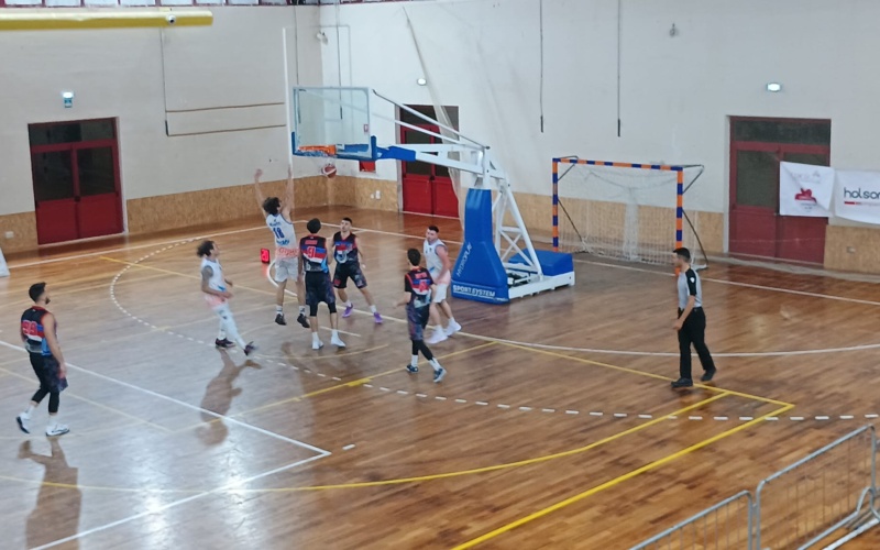 Siracusa Basket generosissima ma la capolista Alfa Basket Catania passa con merito