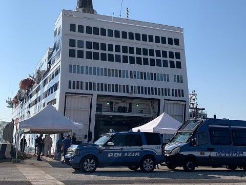 Augusta e Portopalo: sbarcati settantatrè migranti