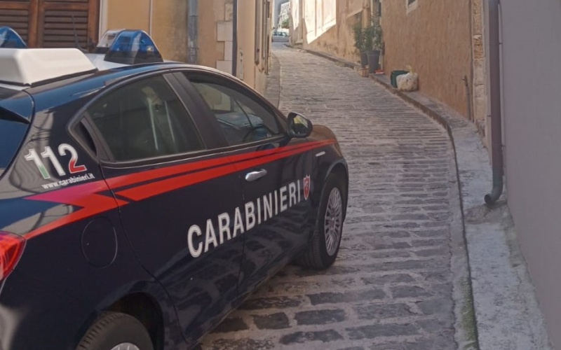 Melilli, viola il divieto di avvicinamento nei confronti dell’ex fidanzata:  disposti i domiciliari