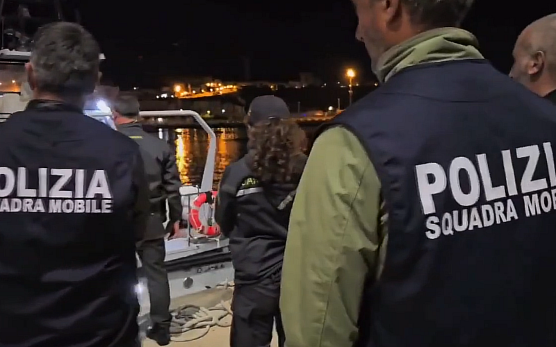 Agrigento, arrestato scafista piromane