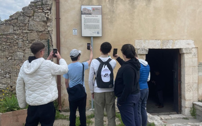 Priolo, studenti del Ruiz alla scoperta della Basilica di San Foca