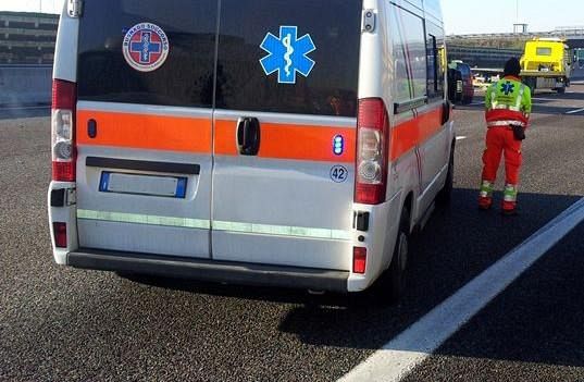 Centauro perde la vita in autostrada