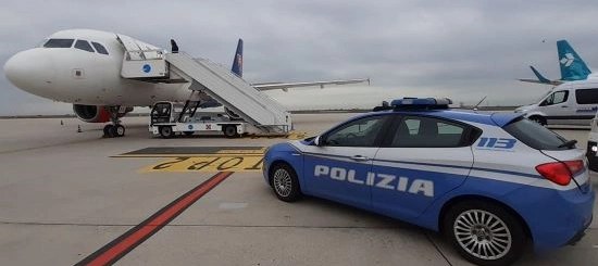 Arrestato a Fiumicino “Il re della truffa”