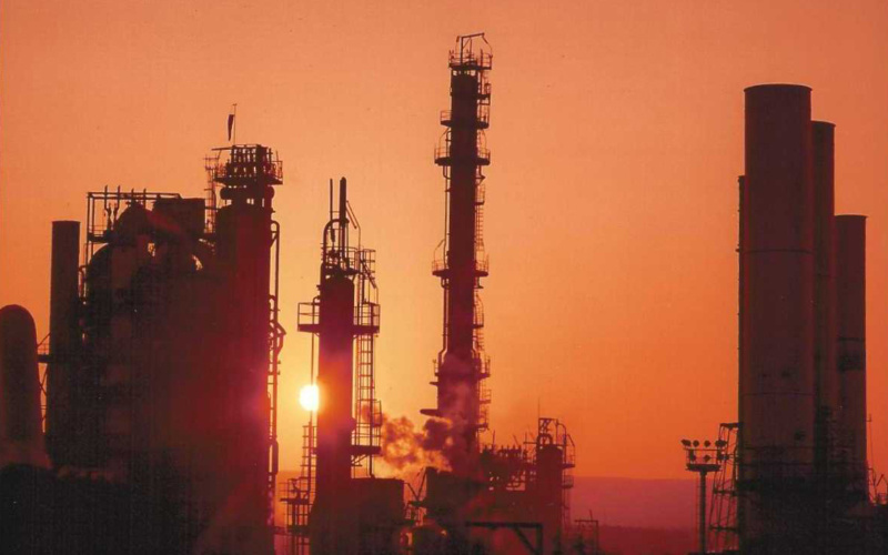 Incendio alla Sonatrach, due feriti
