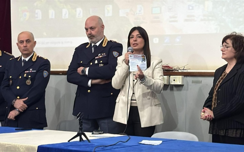 “Casco… Ma mi rialzo!”: il Comune di Avola promuove la sicurezza stradale nelle scuole